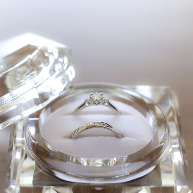 【アイプリモ(I-PRIMO)の口コミ】 アイプリモさんで婚約指輪を購入したので、そちらに合う結婚指輪を探して…