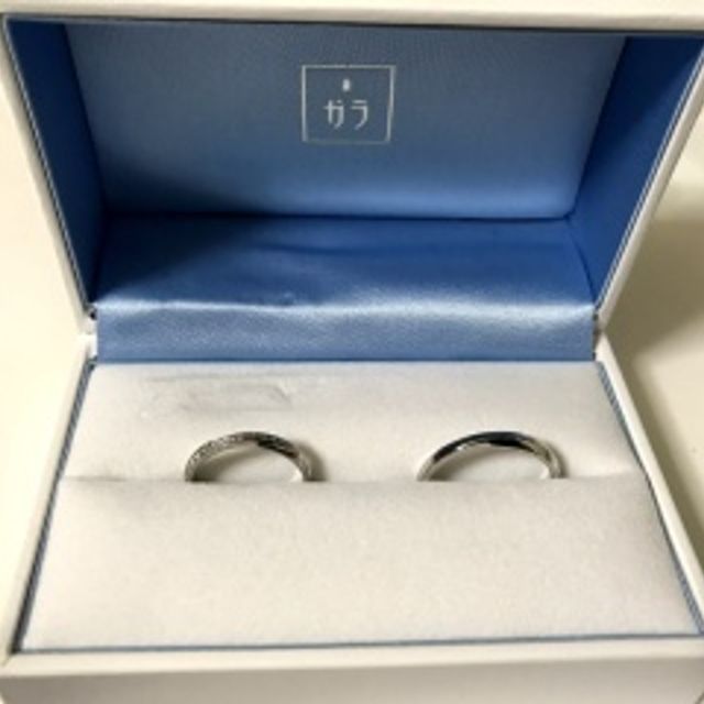 【GALA JEWELRY(ガラジュエリー)の口コミ】 リングデザインが豊富で、二人でいろいろとみせていただきながらとても迷…