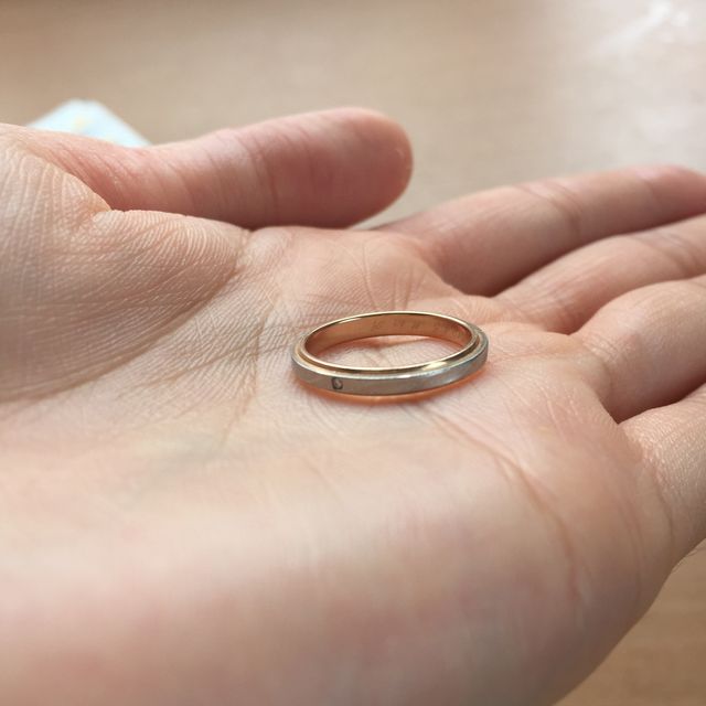 【Petit Marie(プチマリエ)の口コミ】 ピンクゴールドとシルバーの組み合わせがとても可愛らしくて、一目惚れし…