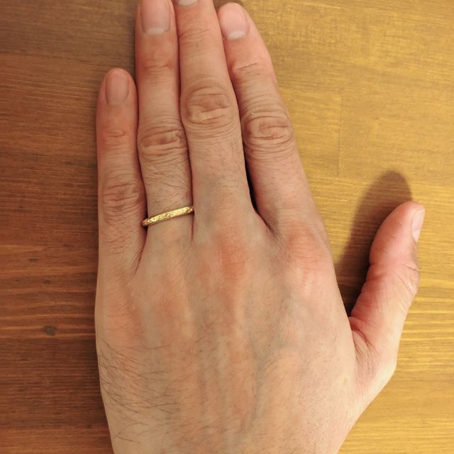 【Lovignette(ラヴィネット)の口コミ】 キラキラした指輪よりもシンプルな雰囲気のものが欲しかったのと、人とか…