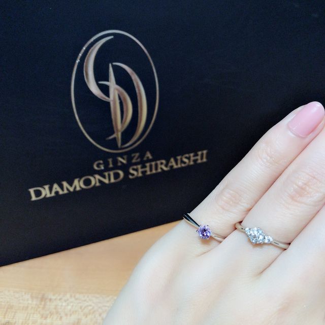 【銀座ダイヤモンドシライシの口コミ】 シンプルかつダイヤモンドが目立つデザインが良かったので、指輪本体は細…