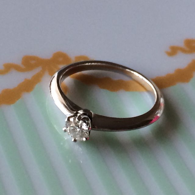 【ティファニー(Tiffany & Co.)の口コミ】 やっぱり女の子の憧れのティファニーであること。やはり老舗のブランドは…