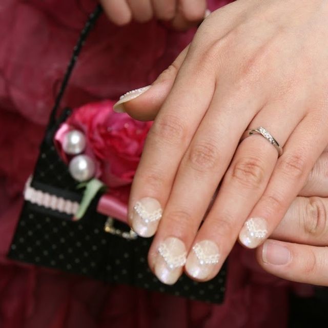 【俄(にわか)の口コミ】 私の指は太く短い赤ちゃんみたいな指なので、きれいに見えるデザインを探…