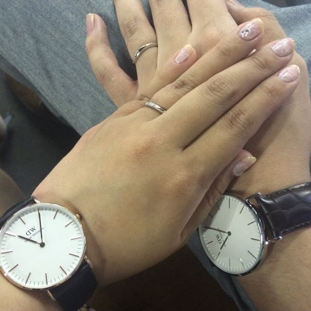 【ラザール ダイヤモンド(LAZARE DIAMOND)の口コミ】 他ブランドで購入した婚約指輪とも重ね付けできる点。
流れるようなデザイ…