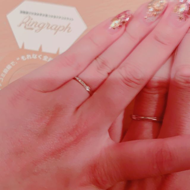 【GALA JEWELRY(ガラジュエリー)の口コミ】 何種類か提案していただき、見させて頂きましたが、細過ぎずシンプルなデ…