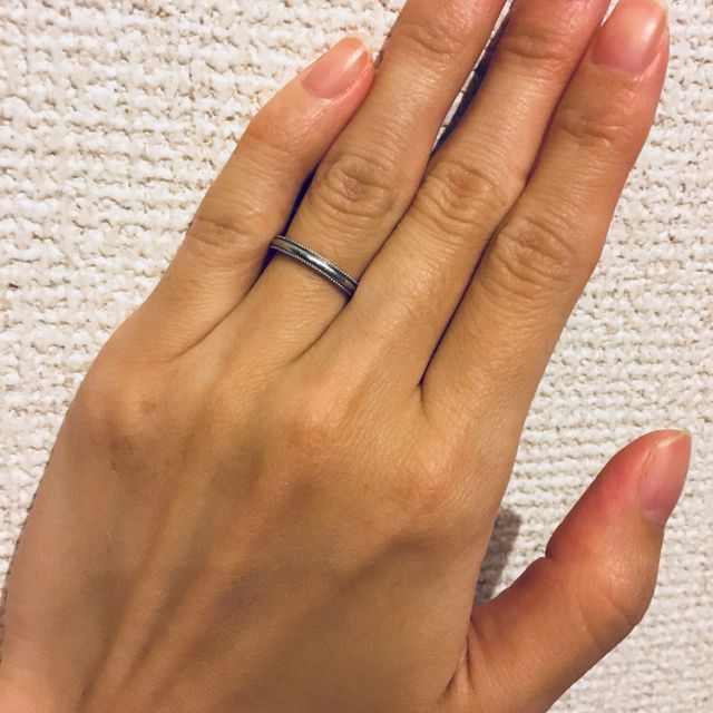 【ケイウノ ブライダル(K.UNO BRIDAL)の口コミ】 夫の指はゴツゴツしていて太く、色黒なので、なかなか似合うものがなく色…