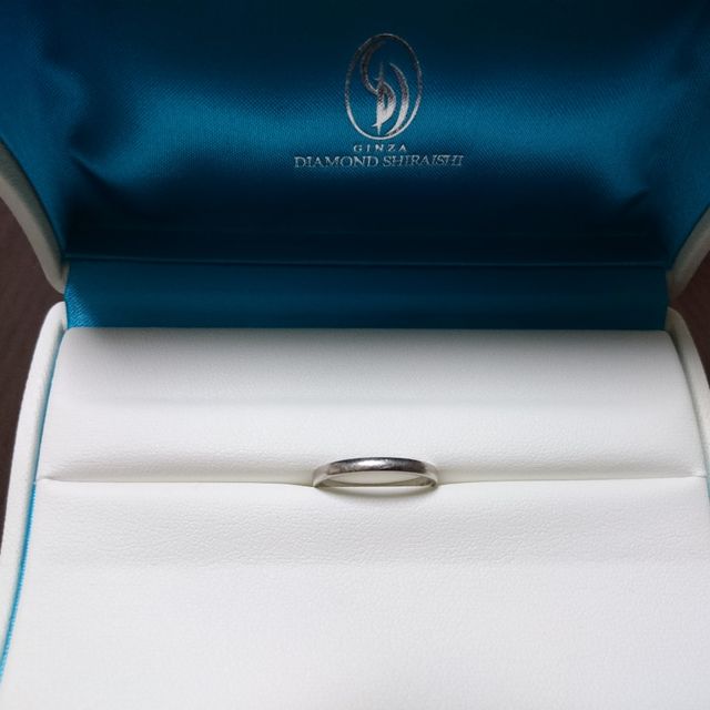 【銀座ダイヤモンドシライシの口コミ】 2人とも仕事をしており、普段アクセサリはあまりつけないので、邪魔になら…