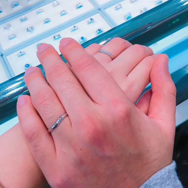 【宝寿堂(ほうじゅどう)の口コミ】 婚約指輪も宝寿堂の指輪を彼から頂いていたので結婚指輪も迷いなく宝寿堂…