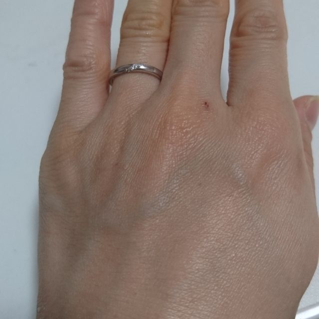 【アイプリモ(I-PRIMO)の口コミ】 シンプルだけど、可愛らしさと上品さがあって、何十年身に付けてても飽き…