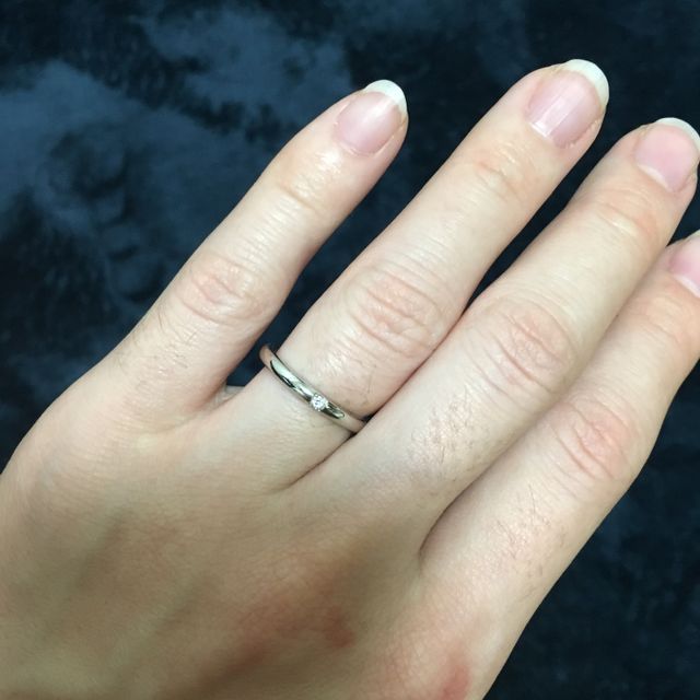 【ラザール ダイヤモンド(LAZARE DIAMOND)の口コミ】 初めはカルティエのウェディングリングが欲しかったのですが、似たデザイ…