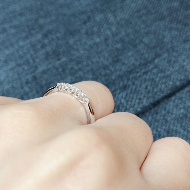 【アイプリモ(I-PRIMO)の口コミ】 とにかく「可愛い」です。最初はもっとダイヤが小さくシンプルなものにし…