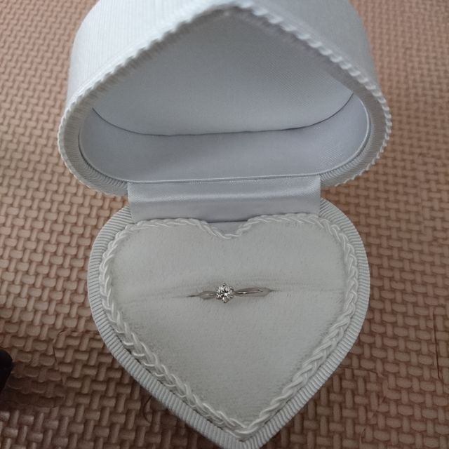 【Smith(工房スミス)の口コミ】 シンプルで可愛いものを探していたので、装飾も品があるものが良かったの…