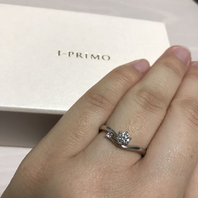 【アイプリモ(I-PRIMO)の口コミ】 実際に指につけてみて、つけ心地が良く見た目がいいところに惹かれました…