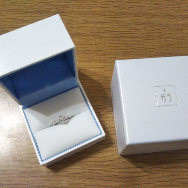 【GALA JEWELRY(ガラジュエリー)の口コミ】 メレのリングが気に入り、購入しました。たくさんの種類があり、大変迷い…