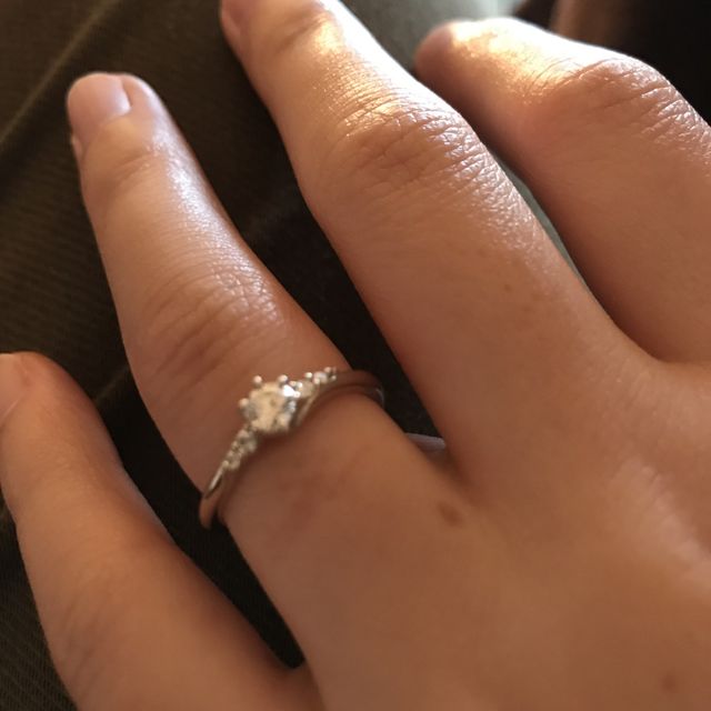 【銀座ダイヤモンドシライシの口コミ】 質のいいダイヤモンドが購入時に安く買えることを知り、この機会を逃すわ…