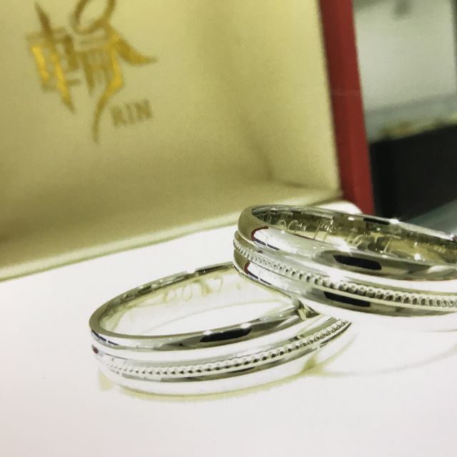 【輪-RIN-の口コミ】 シンプルで婚約指輪と重ね付けできる指輪にしたかったのと水仕事しても肌…
