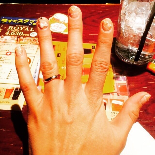 【銀座ダイヤモンドシライシの口コミ】 決め手は、私も旦那も指輪のデザインがすごく気に入りました。シンプルで…