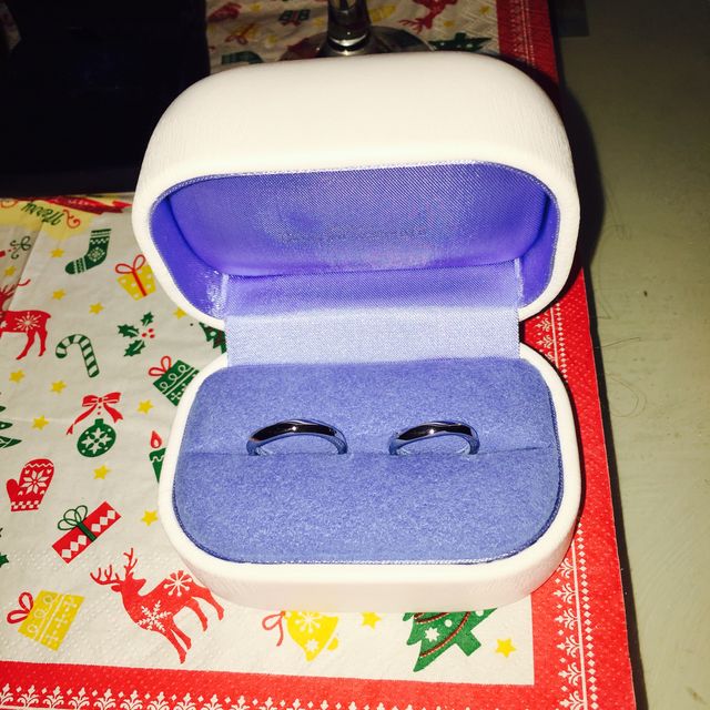 【銀座ダイヤモンドシライシの口コミ】 決め手は、私も旦那も指輪のデザインがすごく気に入りました。シンプルで…