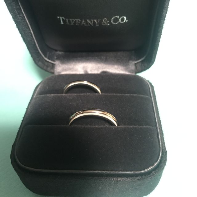 【ティファニー(Tiffany & Co.)の口コミ】 シンプルで飽きないものと考えていたのでこちらにしました。リングの太さ…