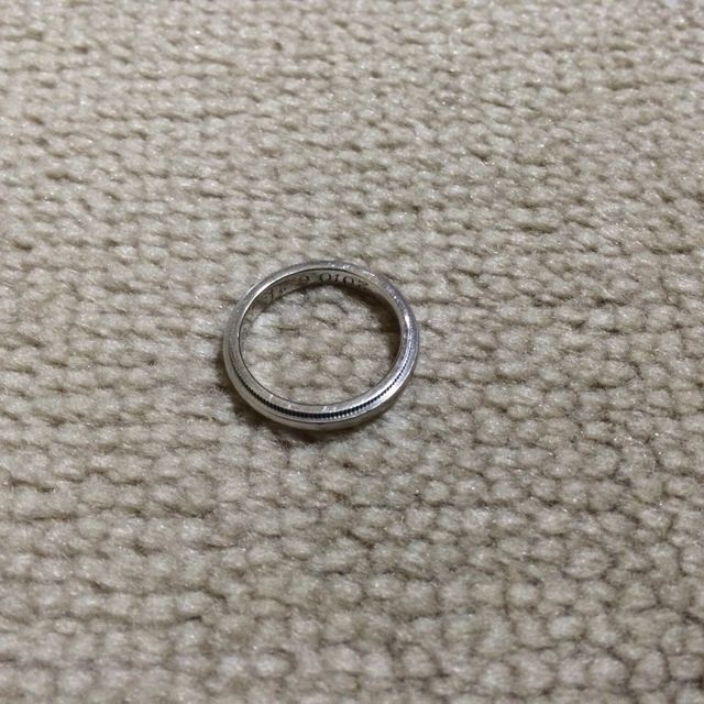 【ティファニー(Tiffany & Co.)の口コミ】 結婚生活で長くはめるものだけに、シンプルで飽きがこないデザインのもの…
