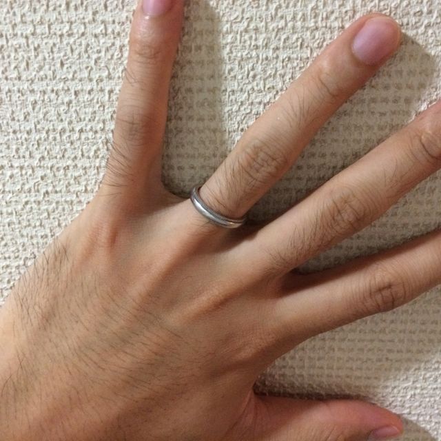 【ティファニー(Tiffany & Co.)の口コミ】 結婚生活で長くはめるものだけに、シンプルで飽きがこないデザインのもの…