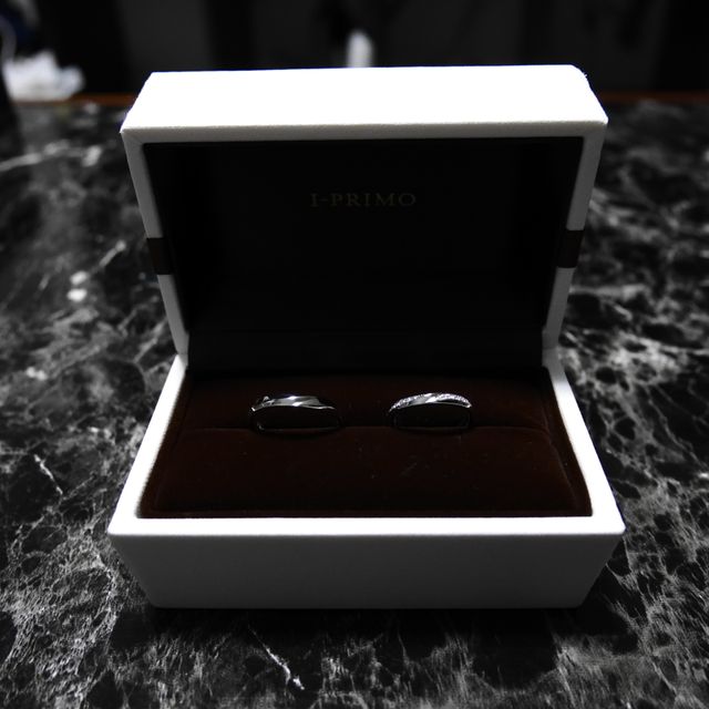 【アイプリモ(I-PRIMO)の口コミ】 デザインと、手に馴染む形がとても気に入りました。
またペアですると、女…