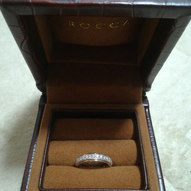 【ROCCA(ロッカ)の口コミ】 デザイン、素材、色、幅など、全て自分の思い通りにできたこと。
どんなも…