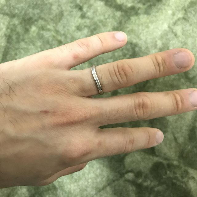 【アイプリモ(I-PRIMO)の口コミ】 見た目がシンプル過ぎず、派手過ぎない指輪を探していたところアイプリモ…