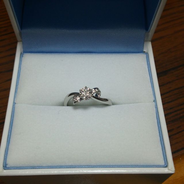 【GALA JEWELRY(ガラジュエリー)の口コミ】 自分たちの希望していた価格以内に収まったため。質の良いダイアを手頃に…