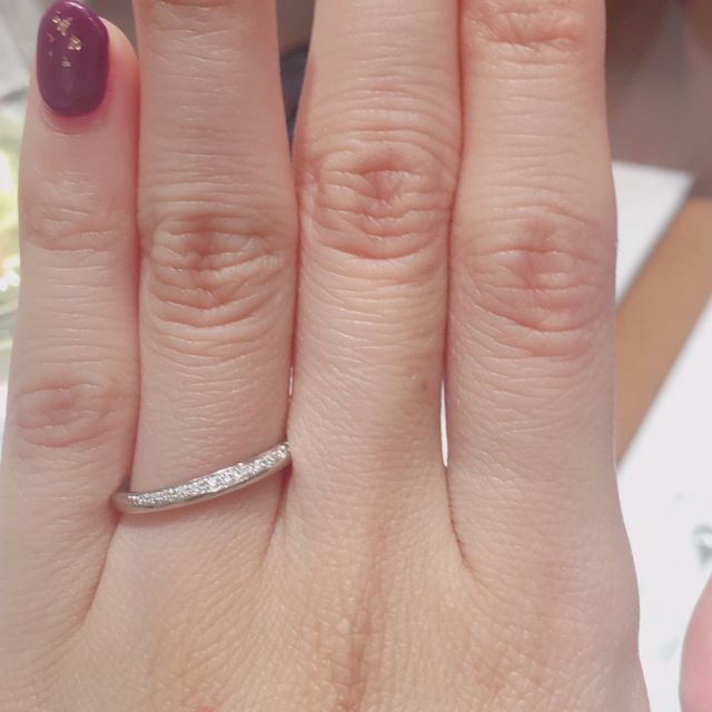 【銀座ダイヤモンドシライシの口コミ】 上半分のみがダイヤモンドだと色々な使い方ができ、ダイヤモンドをキラキ…