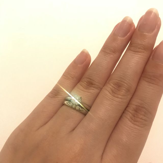 【ハリー・ウィンストン(Harry Winston)の口コミ】 元々他の有名ジュエリー店を見ていましたが、自分では決めきれなくなり彼…