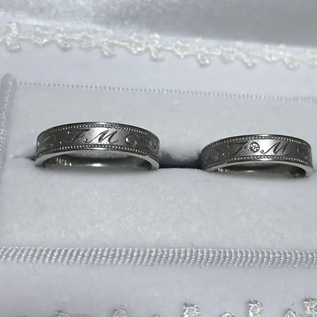 【宝寿堂(ほうじゅどう)の口コミ】 デザインのオーダーメイド価格が魅力的だった。他社で同じオーダーメイド…