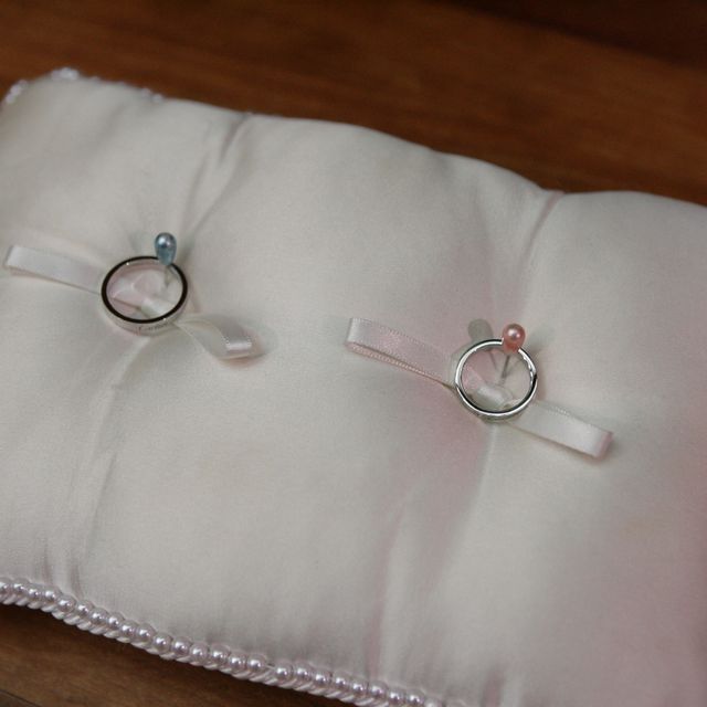 【カルティエ(Cartier)の口コミ】 シンプルだけど男性でもしっくりくるデザイン。ノーマルなラウンドタイプ…