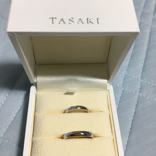 【TASAKI(タサキ)の口コミ】 シンプルで年を重ねても手に馴染むデザインを探していた。１つダイヤが付…