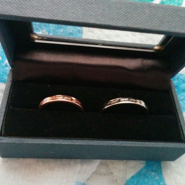 【BLOOM(ブルーム)の口コミ】 初めて店頭で見て、なんてシンプルで綺麗なんだろうって思ったのがきっか…