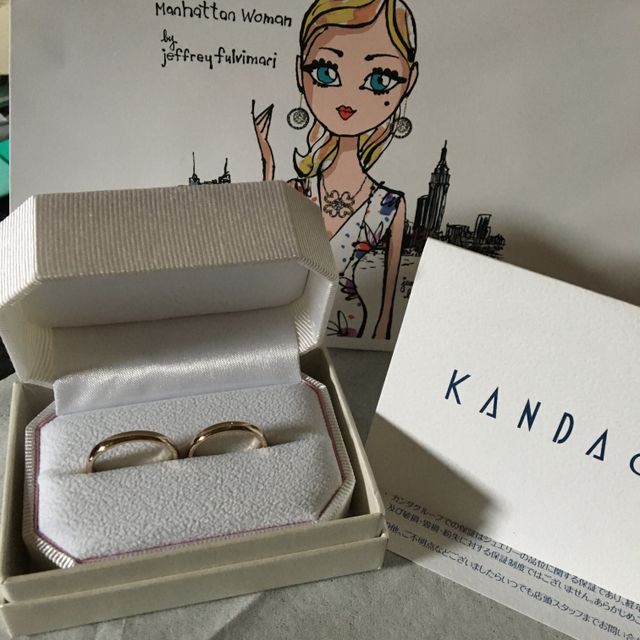 【Honey Bride(ハニーブライド)の口コミ】 このブランドの蜂蜜色の指輪の発色が良かった。安すぎず高すぎない価格で…