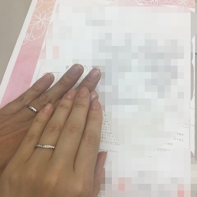 【俄(にわか)の口コミ】 Vラインのダイヤのデザインとコスパの良さが決め手でした。華やかなデザイ…