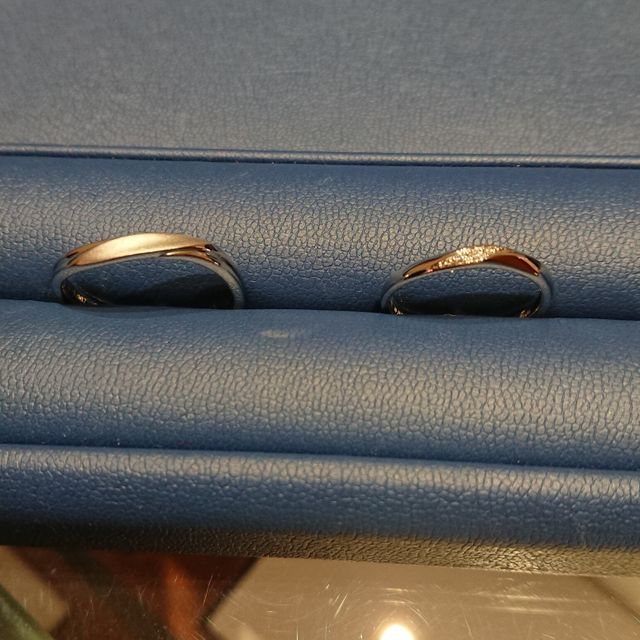 【銀座ダイヤモンドシライシの口コミ】 思い描いていたデザインがあったこと。ダイアモンドがついていない指輪に…