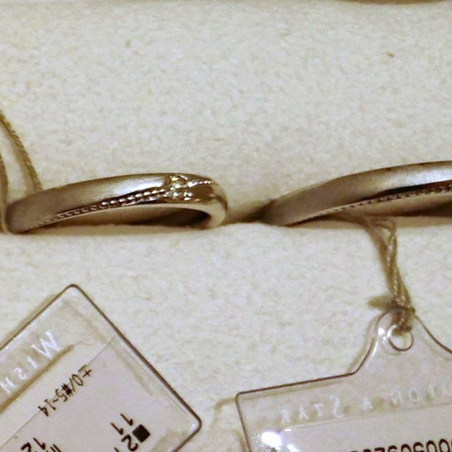 【festaria bijou SOPHIA(フェスタリア ビジュソフィア)の口コミ】 表裏通ってぐるーっと一周ミル打ち加工されているのがAnnulus（アニュラス…