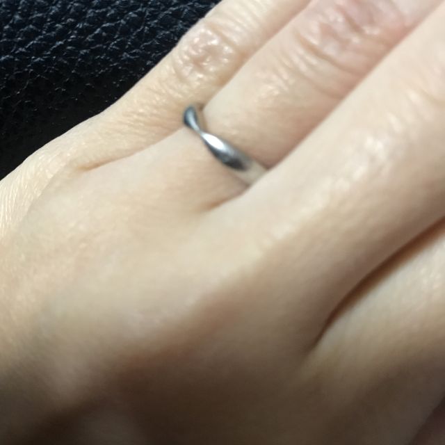 【ティファニー(Tiffany & Co.)の口コミ】 普段つけていても邪魔にならないのに、少しアクセントがあるデザインに一…