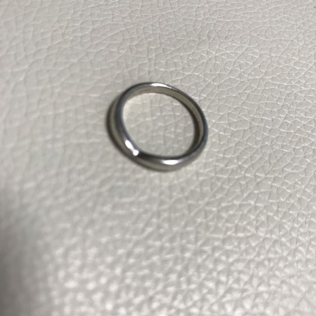 【ティファニー(Tiffany & Co.)の口コミ】 普段つけていても邪魔にならないのに、少しアクセントがあるデザインに一…