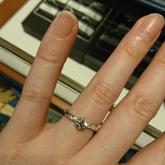 【銀座ダイヤモンドシライシの口コミ】 他の所も見たのですが何より保障が充実していて良かったことが最大の決め…