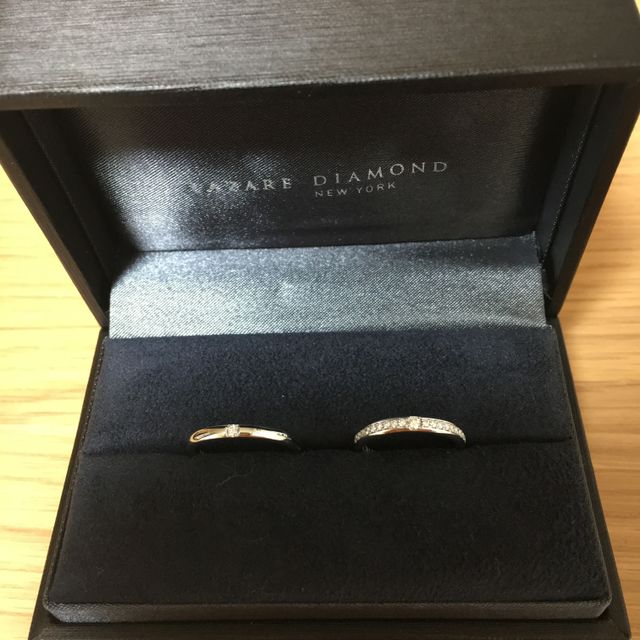 【ラザール ダイヤモンド(LAZARE DIAMOND)の口コミ】 カルティエやティファニーや、その他百貨店に入ってる指輪屋さん等一通り…