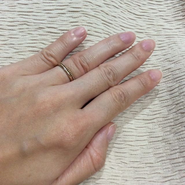 【ete(エテ)の口コミ】 ブライダルリングといえばプラチナのイメージがあまり好きではなかったの…