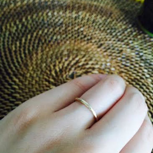 【noguchi(ノグチ)の口コミ】 いかにも結婚指輪、といった感じのシルバー色やプラチナはいやだったので…