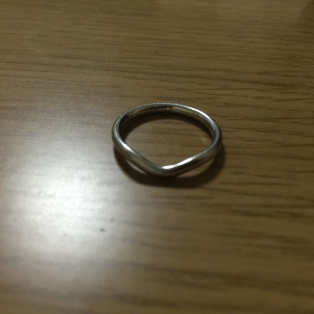 【ティファニー(Tiffany & Co.)の口コミ】 一生涯飽きないデザインは何か、を考えたときに、シンプルなデザインのこ…