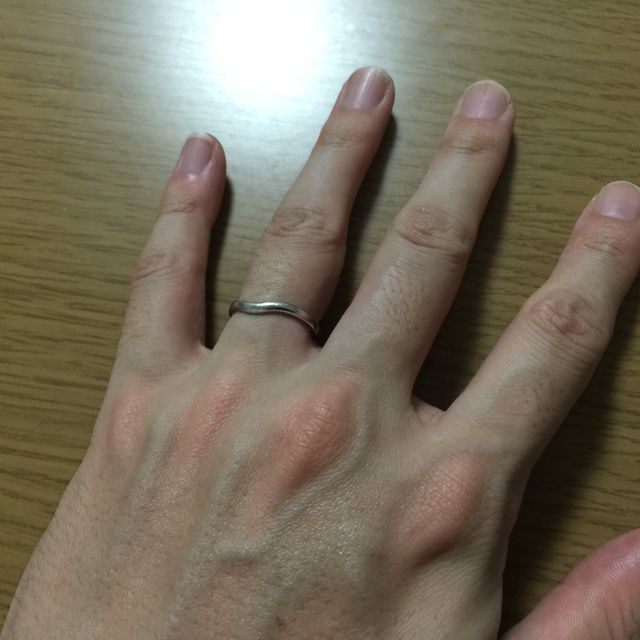 【ティファニー(Tiffany & Co.)の口コミ】 一生涯飽きないデザインは何か、を考えたときに、シンプルなデザインのこ…