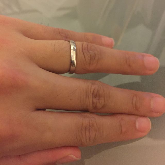 【MIKIMOTO(ミキモト)の口コミ】 素材がプラチナだったこと。希少金属としても名高く、着用による酸化にも…