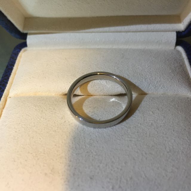 【MIKIMOTO(ミキモト)の口コミ】 素材がプラチナだったこと。希少金属としても名高く、着用による酸化にも…