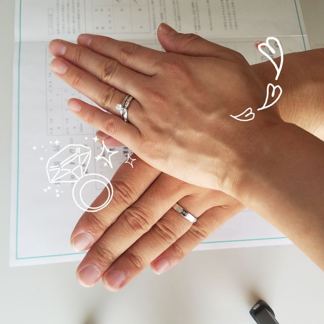 【ティファニー(Tiffany & Co.)の口コミ】 彼女の一択。
ティファニーの婚約指輪（更に重ね付け）をするのが昔からの…